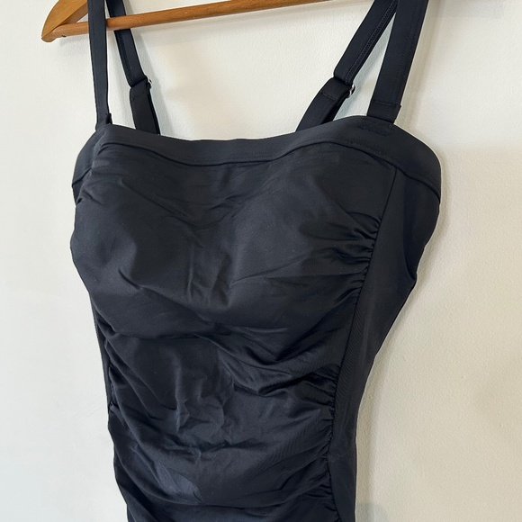 NWOT Tankini swim top - Picture 4 of 11